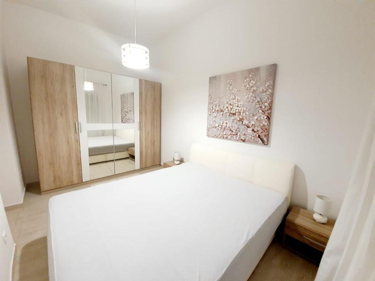 Apartmani Sara Bibinje Exterior foto