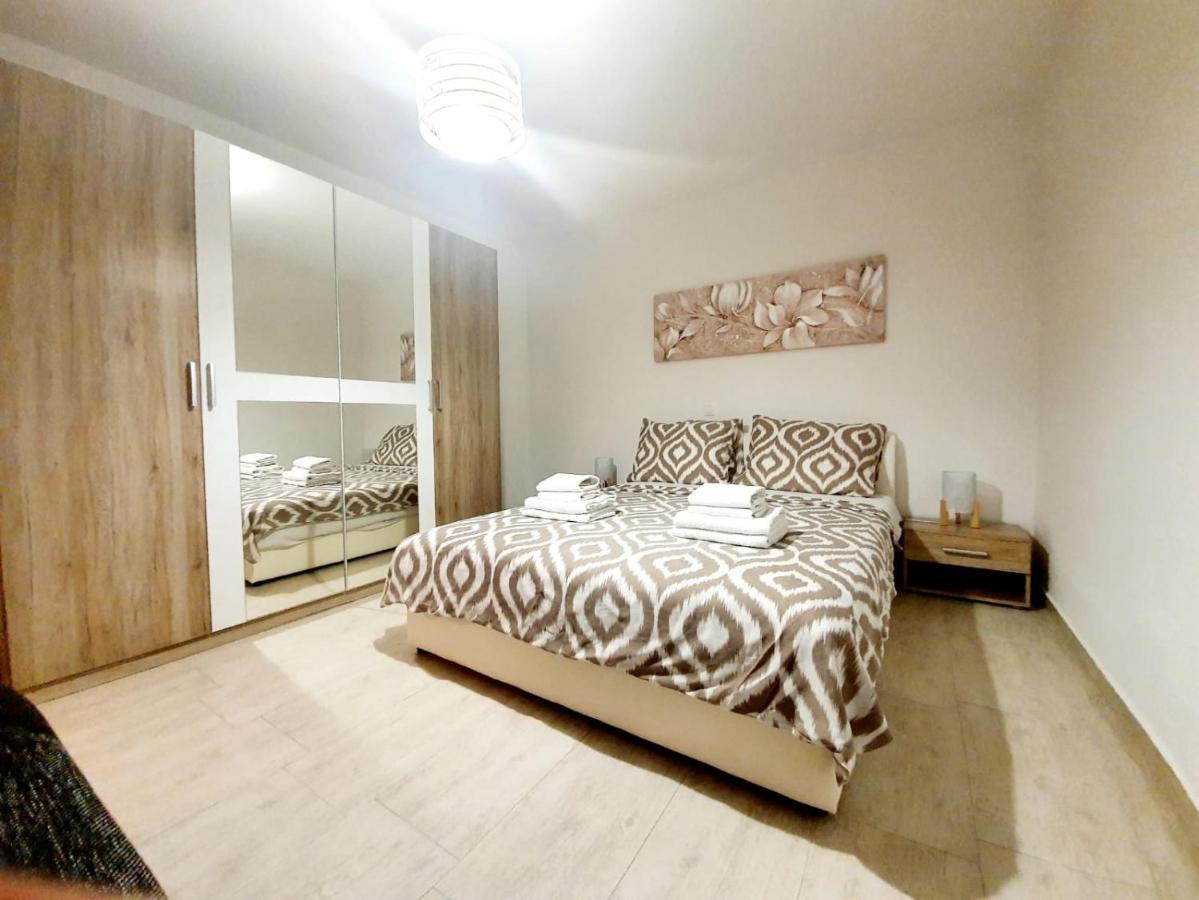 Apartmani Sara Bibinje Exterior foto